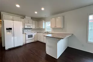 2101 S 324th St, Federal Way, WA 98003 - Photo 9