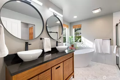 23124 NE 8th Place, Sammamish, WA 98074 - Photo 23