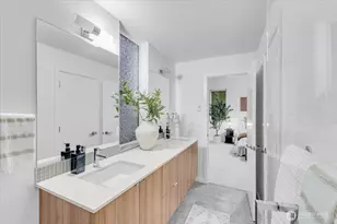 1722 NW 60th St, Seattle, WA 98107 - Photo 17