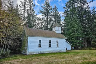 4200 Sharpe Ln, Anacortes, WA 98221 - Photo 27