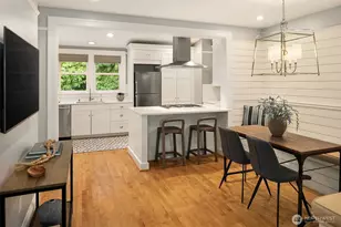 4422 Montana Circle W, Seattle, WA 98199 - Photo 9