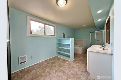 219 Mossyrock Avenue, Mossyrock, WA 98564 - Photo 9