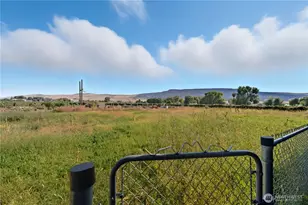 10901 N Pioneer Rd, Prosser, WA 99350 - Photo 17