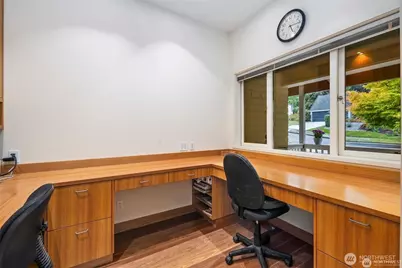 4712 SW Brace Point Drive, Seattle, WA 98136 - Photo 23