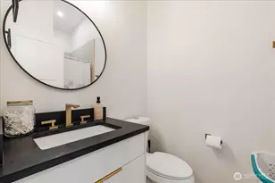 520 Columbia St, Cathlamet, WA 98612 - Photo 9