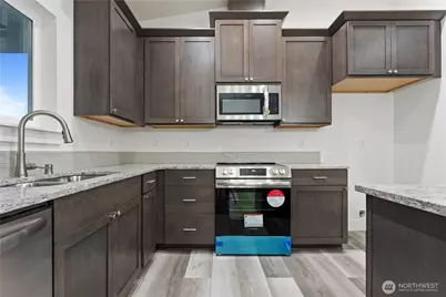 725 P Street NE, Quincy, WA 98848 - Photo 5