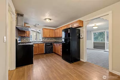 4281 Northgate Drive, Oak Harbor, WA 98277 - Photo 5