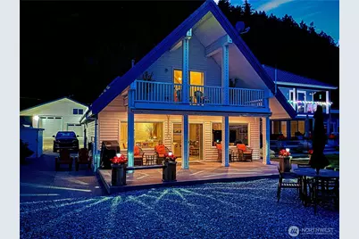 14028 Evergreen Way, Stanwood, WA 98292 - Photo 3