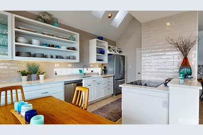 14028 Evergreen Way, Stanwood, WA 98292 - Photo 7