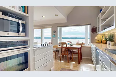 14028 Evergreen Way, Stanwood, WA 98292 - Photo 9