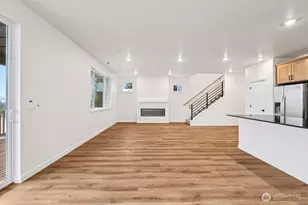 613 103rd Ct SE, Lake Stevens, WA 98258 - Photo 5