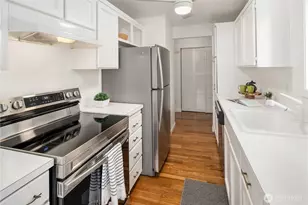 3100 125th Ave SE, Bellevue, WA 98005 - Photo 9