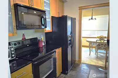 259 W Bakerview Road #C203, Bellingham, WA 98226 - Photo 7