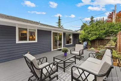 221 8th Avenue W, Kirkland, WA 98033 - Photo 21