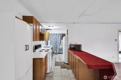 5727 Lombard Avenue, Everett, WA 98203 - Photo 7