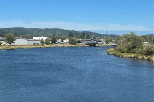 345 Island Ln, Raymond, WA 98577 - Photo 13