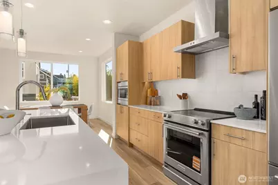 4853 S Findlay Street, Seattle, WA 98118 - Photo 9