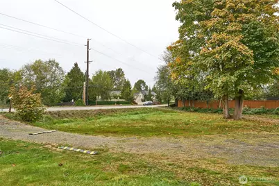 54 Xx NE 4th, Renton, WA 98059 - Photo 1