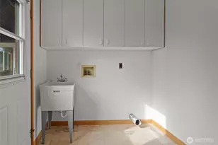 2049 Zylstra Rd, Oak Harbor, WA 98277 - Photo 25