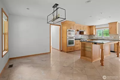 2049 Zylstra Road, Oak Harbor, WA 98277 - Photo 11