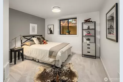 4318 NE 41st Street, Seattle, WA 98105 - Photo 29