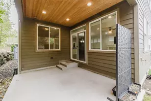 3850 Portside Dr, Bremerton, WA 98312 - Photo 35