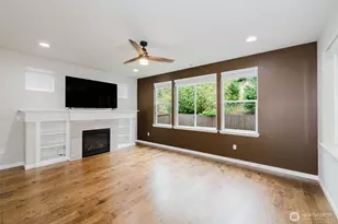 3850 Portside Dr, Bremerton, WA 98312 - Photo 11