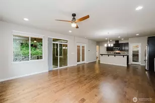 3850 Portside Dr, Bremerton, WA 98312 - Photo 13