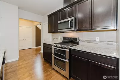 3850 Portside Drive, Bremerton, WA 98312 - Photo 9