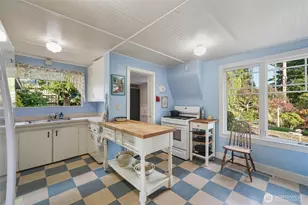 1131 16th St, Bellingham, WA 98225 - Photo 7