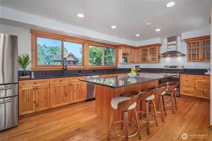 937 N 71st St, Seattle, WA 98103 - Photo 13