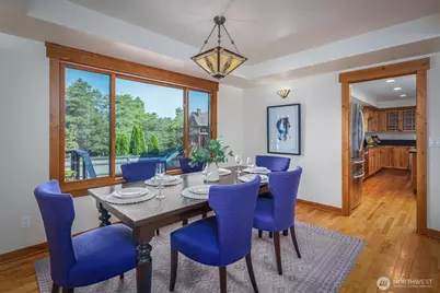 937 N 71st Street, Seattle, WA 98103 - Photo 19