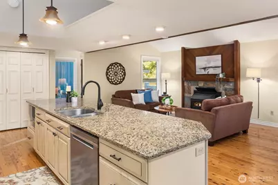 642 213th Place NE, Sammamish, WA 98074 - Photo 21