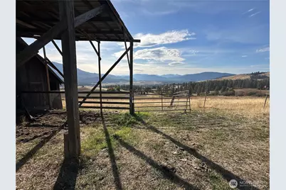 640 Highland Loop Road, Kettle Falls, WA 99141 - Photo 31