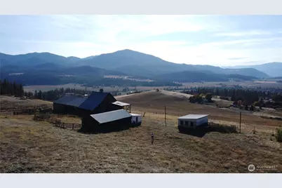 640 Highland Loop Road, Kettle Falls, WA 99141 - Photo 17