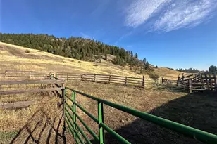 640 Highland Loop Rd, Kettle Falls, WA 99141 - Photo 27