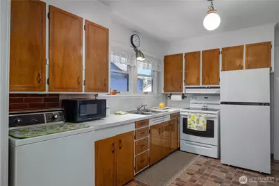 509 Bates Street SE, Tumwater, WA 98501 - Photo 9