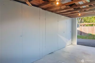 1724 Iron Street, Bellingham, WA 98225 - Photo 21