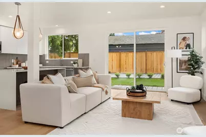 215 NE 123rd Street, Seattle, WA 98125 - Photo 5