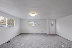 720 7th Ave SW, Puyallup, WA 98371 - Photo 3