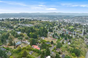 7652 S 135th St, Seattle, WA 98178 - Photo 5