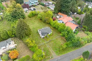 7652 S 135th St, Seattle, WA 98178 - Photo 9