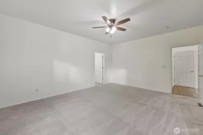 425 S 39th Place, Mount Vernon, WA 98274 - Photo 15