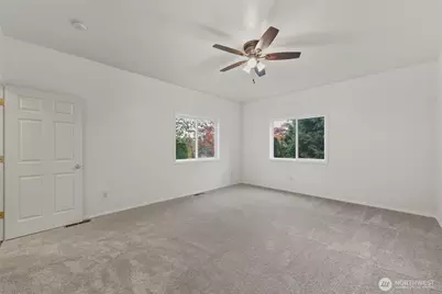 425 S 39th Place, Mount Vernon, WA 98274 - Photo 17