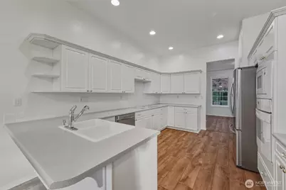 425 S 39th Place, Mount Vernon, WA 98274 - Photo 9