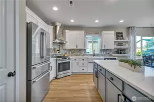 463 Petersen Dr E, Enumclaw, WA 98022 - Photo 7