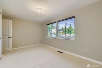 17217 NE 14th Street, Bellevue, WA 98008 - Photo 27