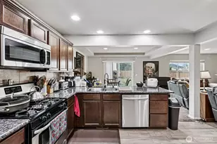 18818 111th Ave Ct E, Puyallup, WA 98374 - Photo 9