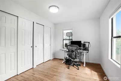 8739 17th Avenue NW, Seattle, WA 98117 - Photo 23