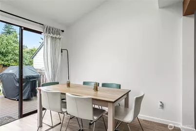 8739 17th Avenue NW, Seattle, WA 98117 - Photo 15